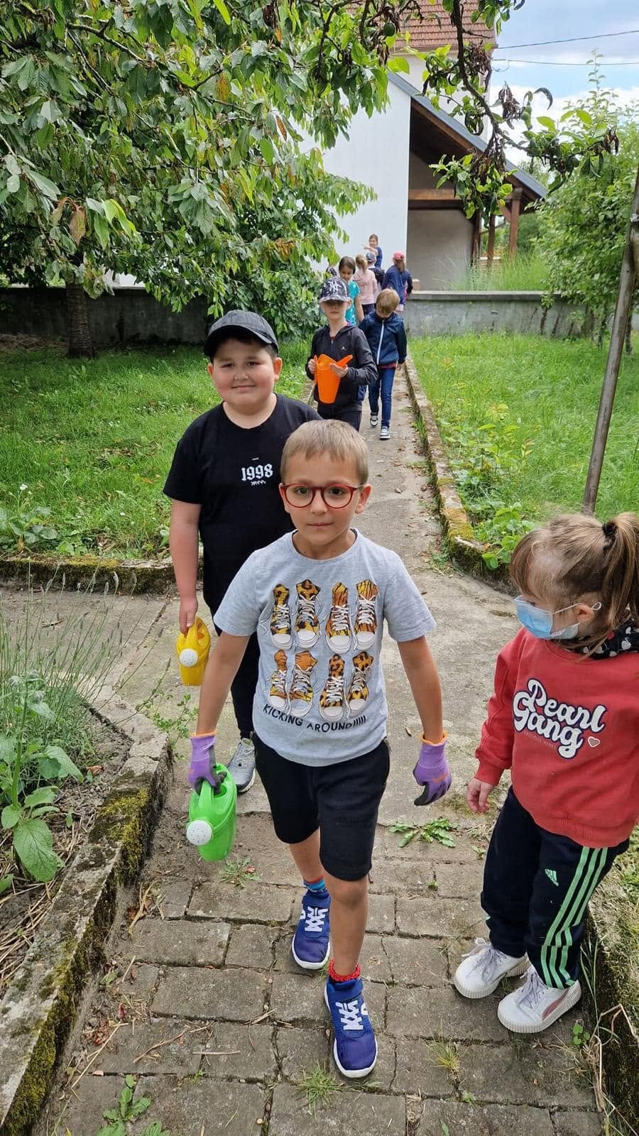 20240614 Visite Ecole élémentaire 01
