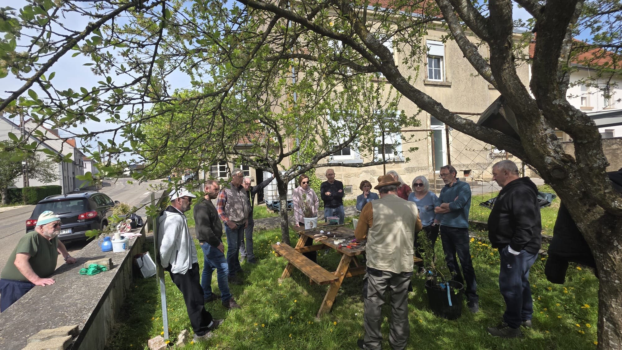 2026 04 15 Arbo - Jardin partagé atelier greffe (5)